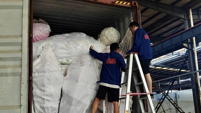 自贡彩灯发往美国休斯敦2024年自贡文化出口额达774651万美元(图1)