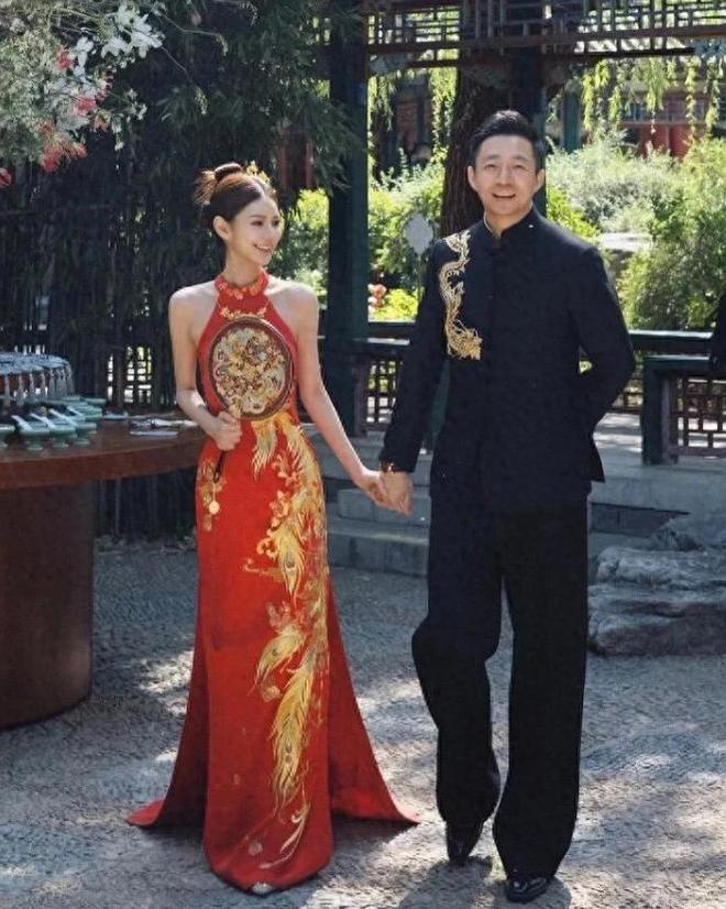 Emc易倍体育：马筱梅回台湾过节陪孩子直播间提起她前夫汪小菲脸色黑成锅底(图15)